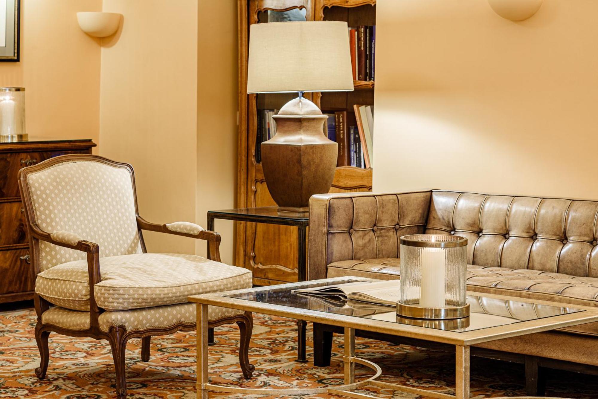 Narutis Hotel - Small Luxury Hotels Of The World VNO Kültér fotó Library