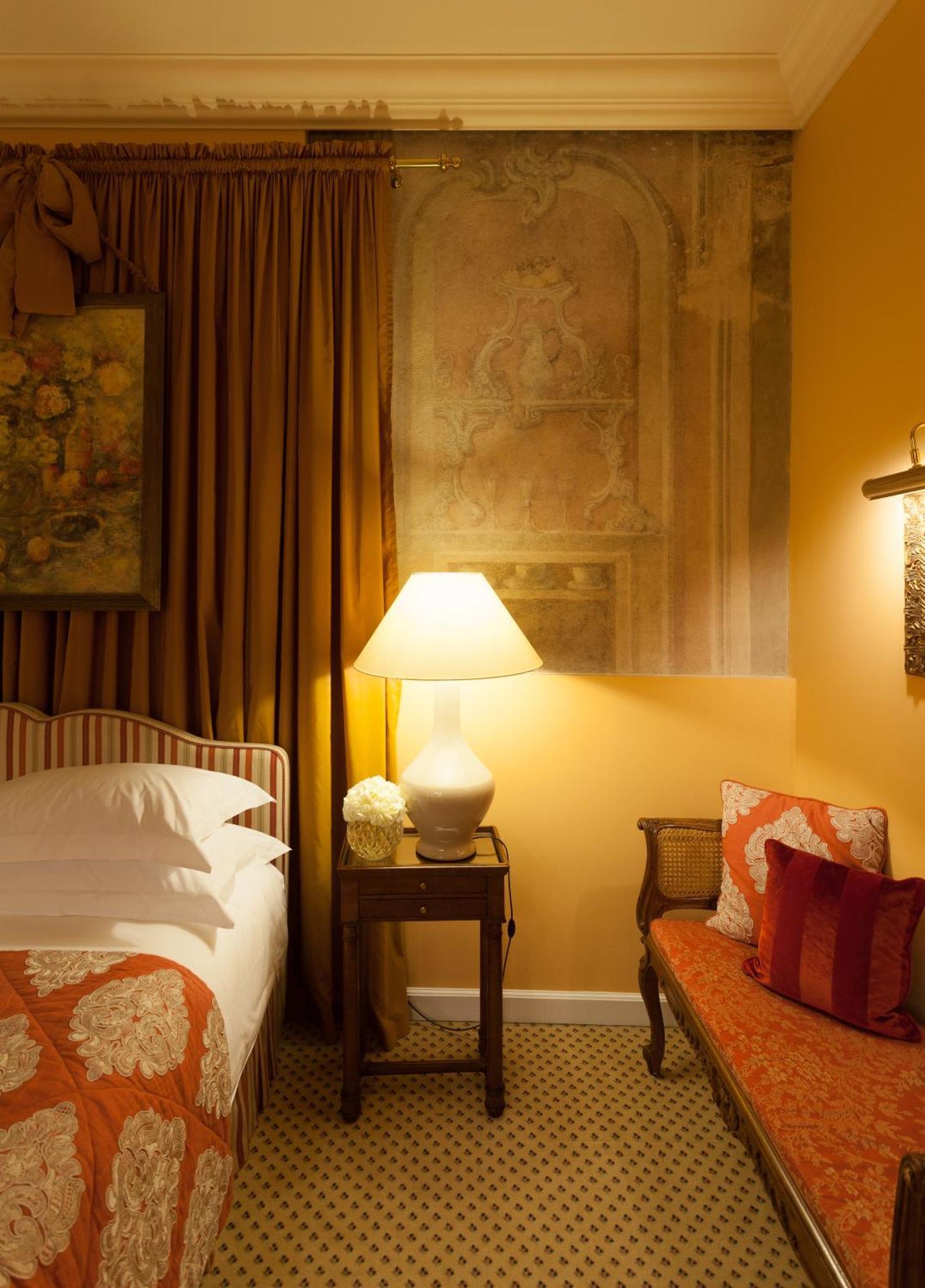 Narutis Hotel - Small Luxury Hotels Of The World VNO Szoba fotó A room at the hotel